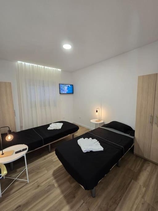 Casa Inteira 2 Quartos, 1 Wc Лабруж Екстериор снимка