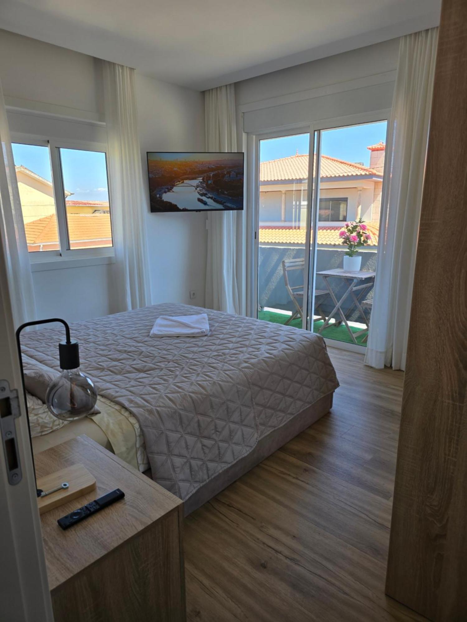 Casa Inteira 2 Quartos, 1 Wc Лабруж Екстериор снимка